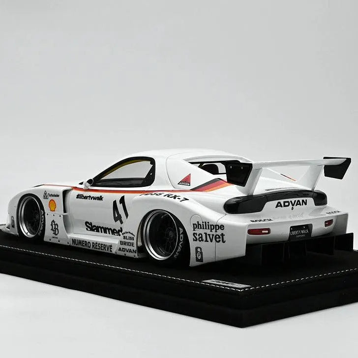 Mô hình xe INNO64 1/18 Mazda RX7 FD3S LB-SUPER SILHOUETTE resin