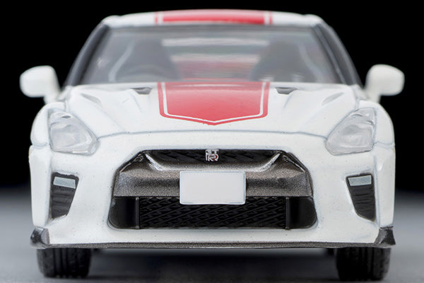 Mô hình xe Tomyca Limited Vintage TLV 1:64 Nissan GT-R 50th ANNIVERSARY (white) | LV-N200c
