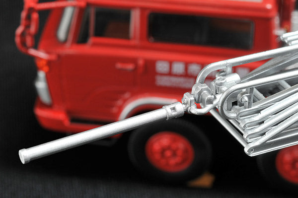 Mô hình xe Tomyca Limited Vintage TLV 1:64 Hino TC343 ladder fire truck Tahara City Fire Department | LV-N24a