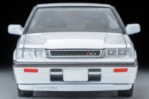 Mô hình xe Tomyca Limited Vintage TLV 1:64 Nissan Skyline 4-door HT GT Passage Twin Cam 24V (white) 1987 model | LV-N301a