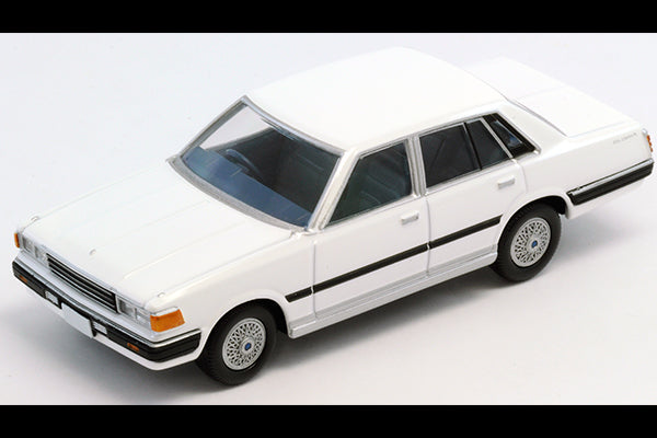 Mô hình xe Tomyca Limited Vintage TLV 1:64 Gloria 200 Turbo Brougham (white) | LV-N76a
