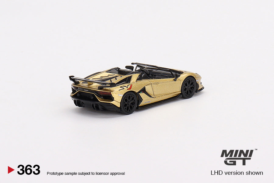Mô hình xe Mini GT 1:64 Lamborghini Aventador SVJ Roadster Oro Elios - MGT00363