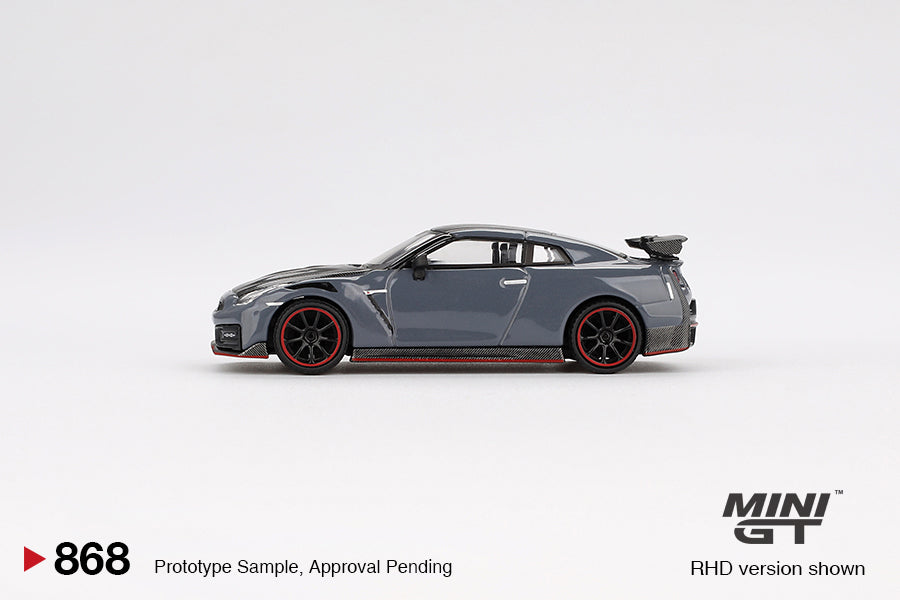 Mô hình xe Mini GT 1:64 Nissan GT-R Nismo 2024 NISMO Stealth Gray - MGT00868