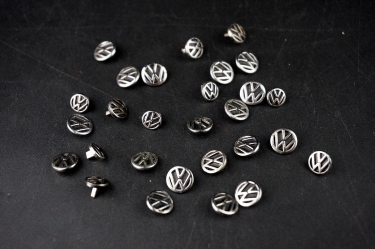 Phụ kiện Kyosho 1/18 Volkswagen logo trước sau