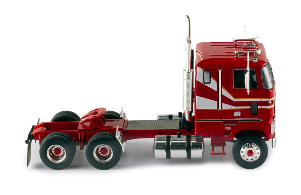 Mô hình xe đầu kéo IXO 1:43 Ford Cl 9000 1976 Red - TR209.22