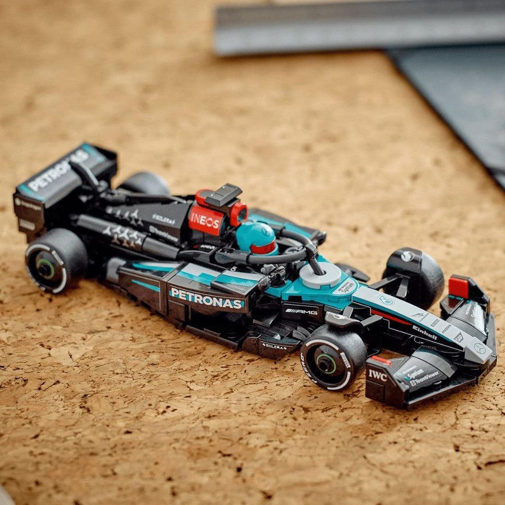 LEGO SPEED CHAMPIONS 77244 Đồ Chơi Lắp Ráp Xe Đua Mercedes-Amg F1-W15 (267 chi tiết)
