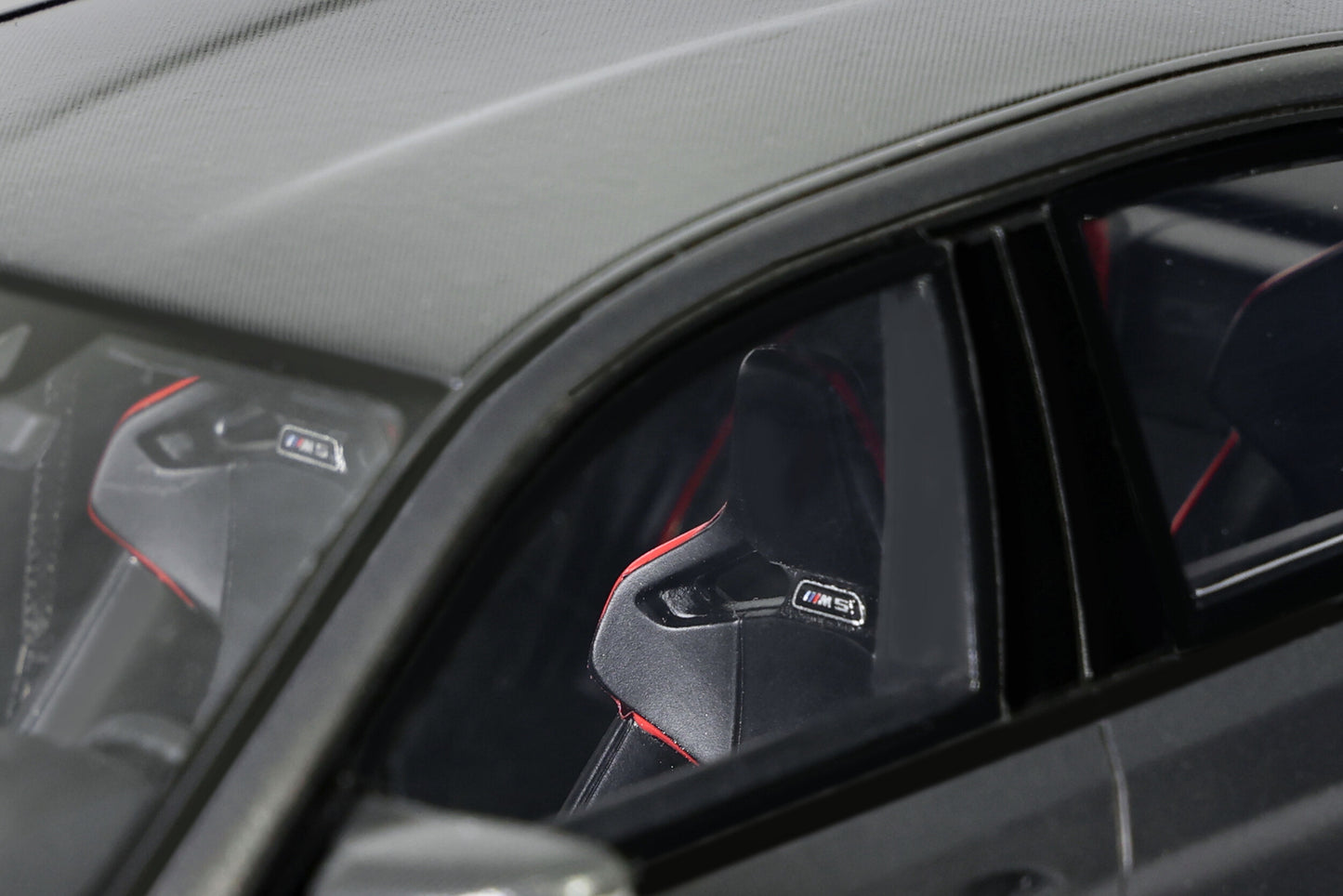 Mô hình xe GT SPIRIT 1:18 BMW M5 CS - GT893