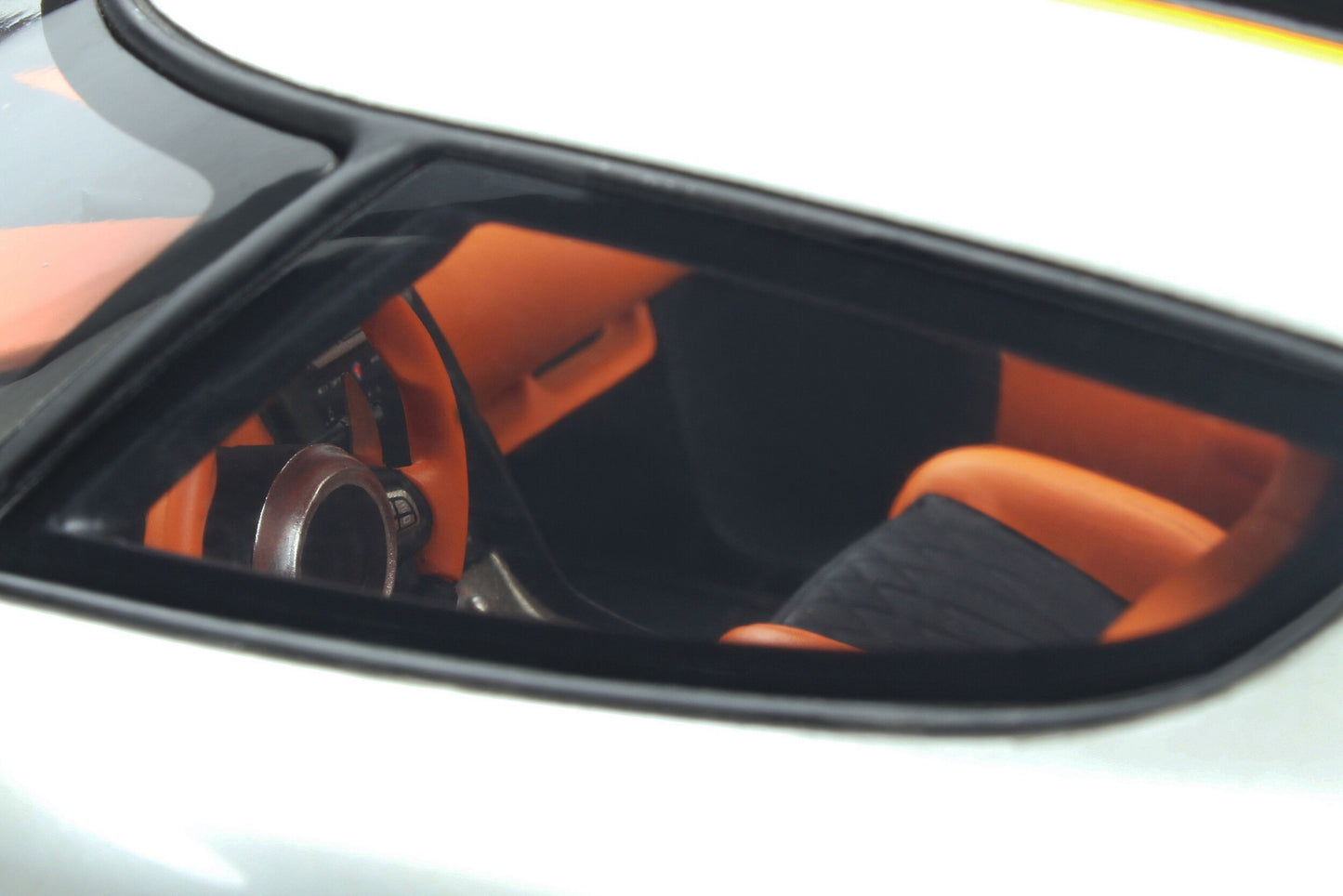 Mô hình xe GT SPIRIT 1:18 Koenigsegg Regera - GT391