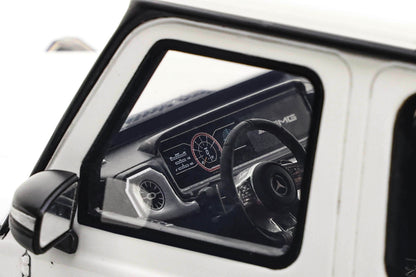Mô hình xe GT SPIRIT 1:18 Mercedes-Benz G 63 AMG Edition 55 - GT890