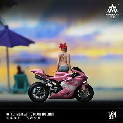 Chi tiết bình xăng và yên xe Pink Motorcycle Girl