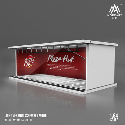 Bên hông diorama Pizza Hut