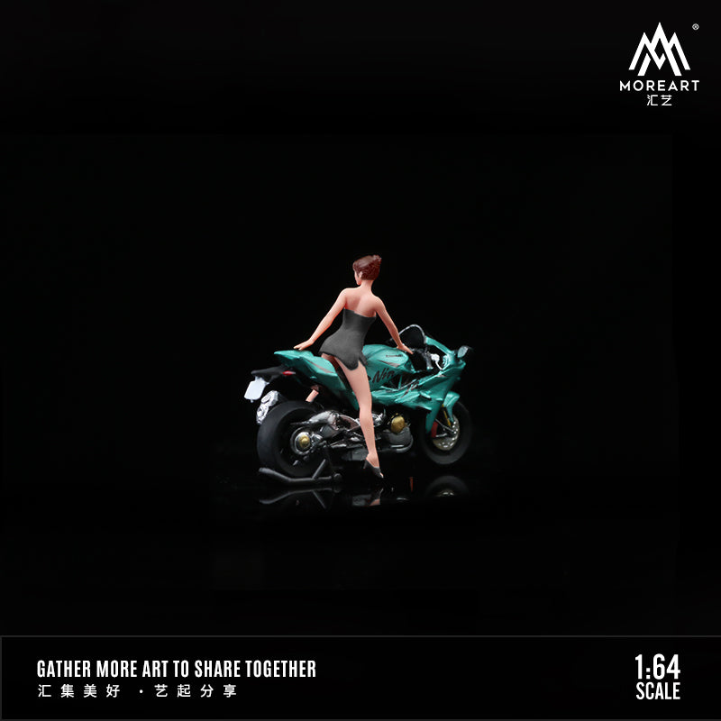 Mô hình diorama Kawasaki Motorcycle Girl Doll 1:64 chi tiết búp bê