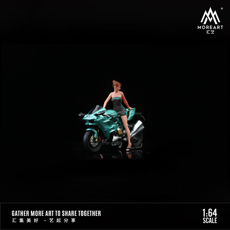 Mô hình diorama Kawasaki Motorcycle Girl Doll 1:64 toàn cảnh