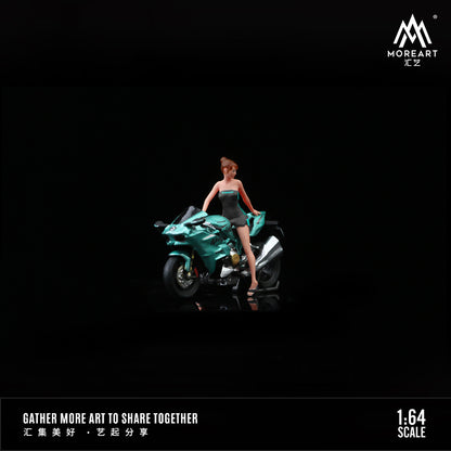 Mô hình diorama Kawasaki Motorcycle Girl Doll 1:64 toàn cảnh