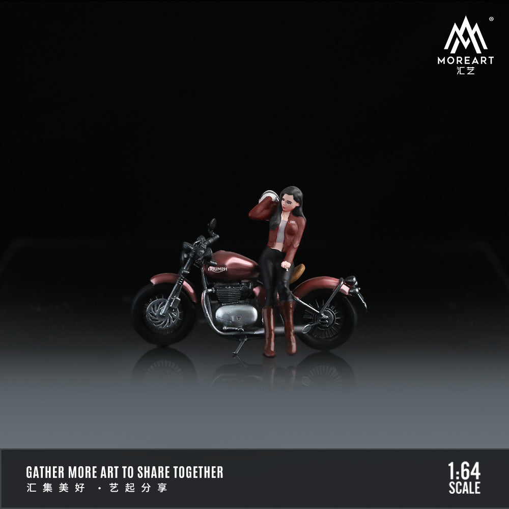 Mô hình diorama Triumph Bobber 1200CC MOREART với figure