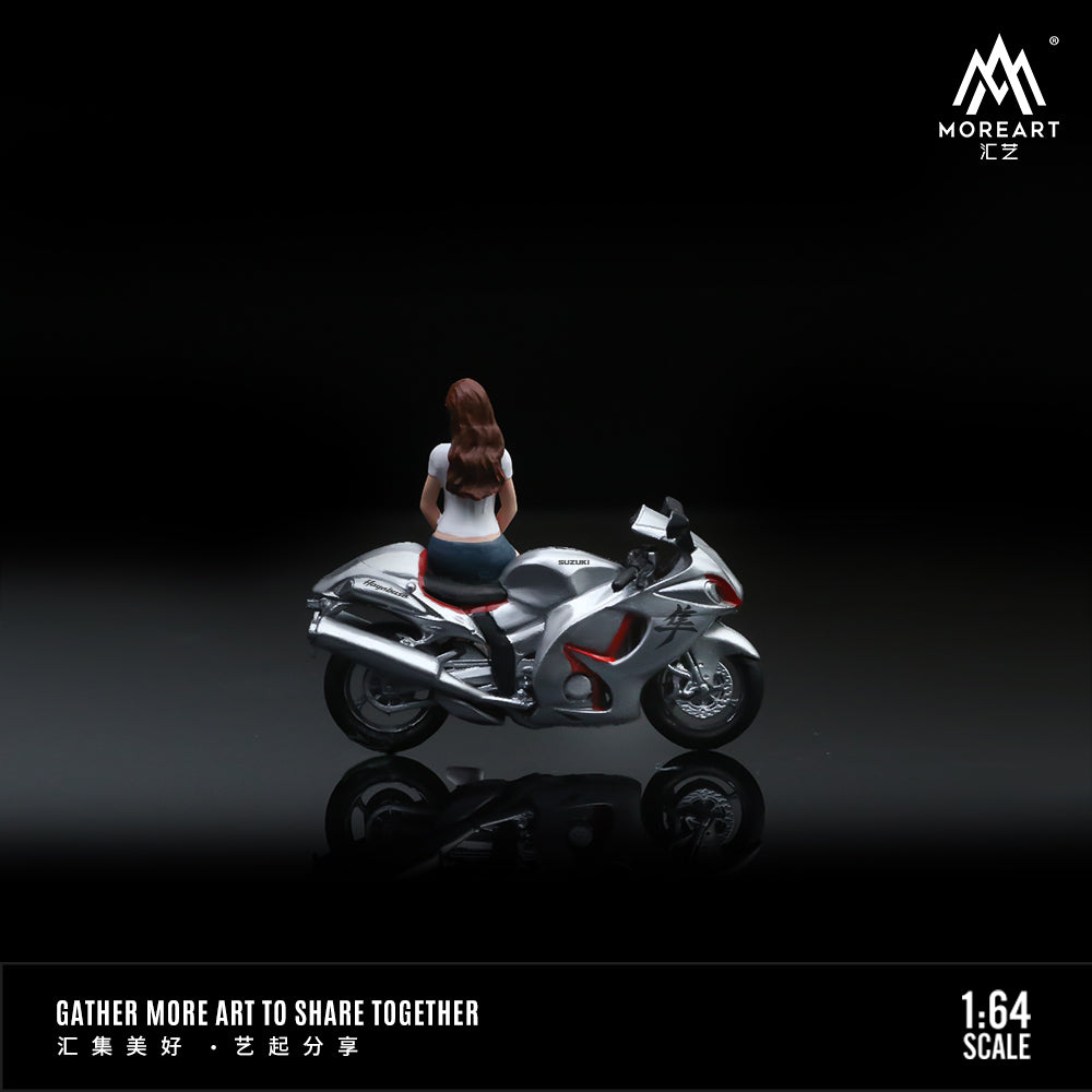 Suzuki Hayabusa trắng MoreArt 1:64 góc nghiêng