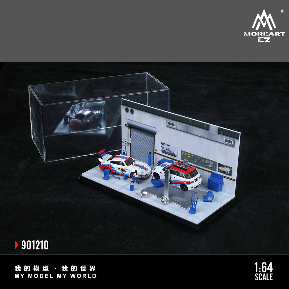 Mô hình xe đang sửa chữa trong Auto Repair Shop B MoreArt