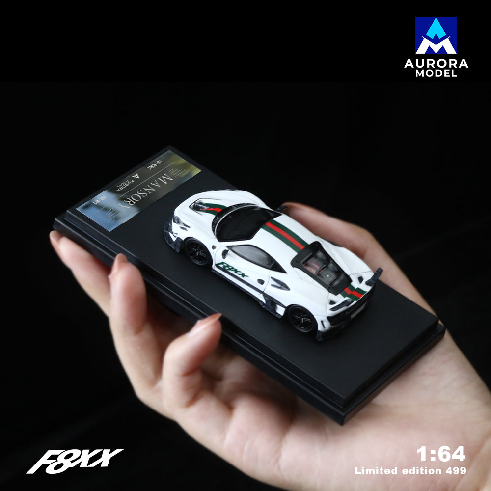 Xe Mansare F8XX Aurora Model trên kệ trưng bày
