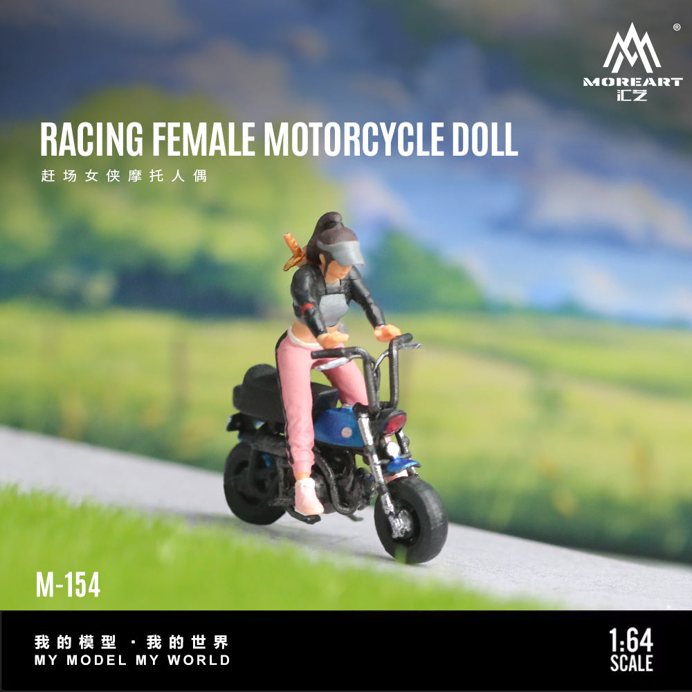 Mô hình diorama Busy Heroine Motorcycle góc chụp nghiêng xe