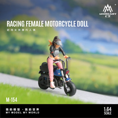 Mô hình diorama Busy Heroine Motorcycle góc chụp nghiêng xe
