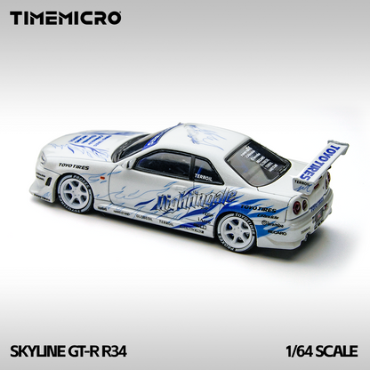 Mô hình Skyline GT-R R34 Drift Blaze White trên đường đua