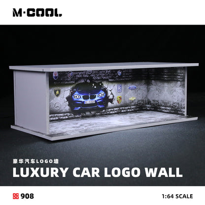 Mô hình Diorama D-Luxury Car Logo Wall cận cảnh logo
