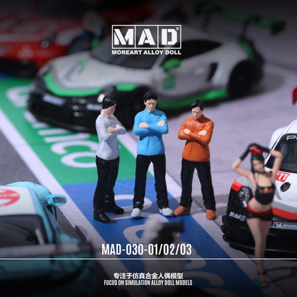 Búp bê nam màu trắng