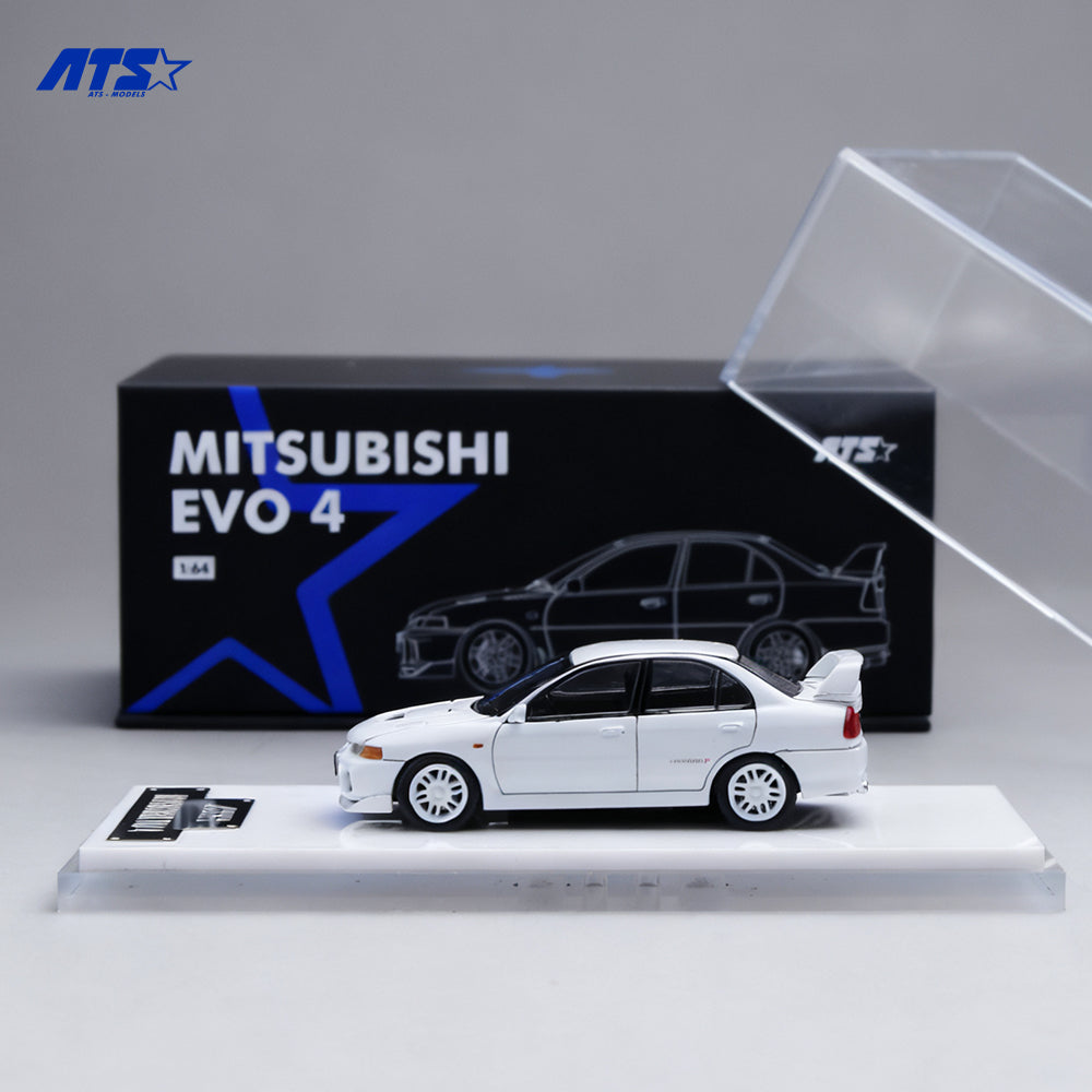 Mitsubishi EVO 4 màu trắng