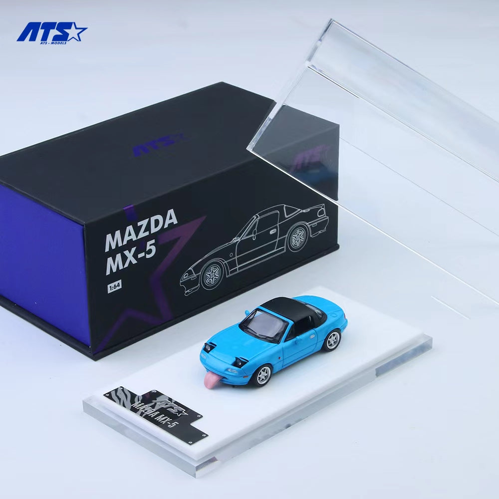 Xe Mazda MX-5 màu xanh