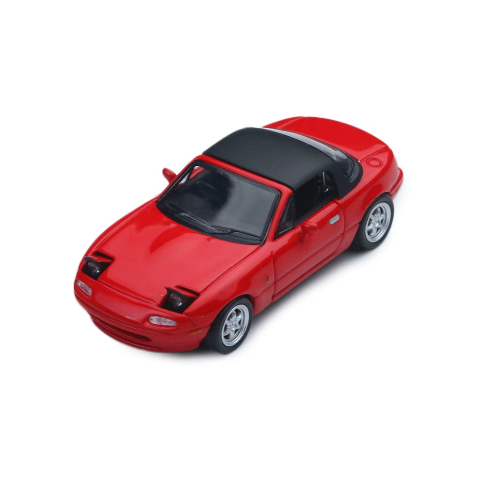 Bên hông xe Mazda MX-5