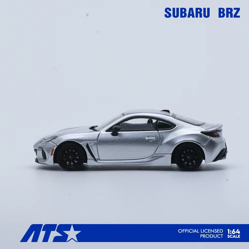 Xe Subaru BRZ màu bạc