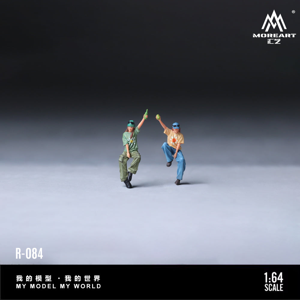 Logo MOREART trên diorama