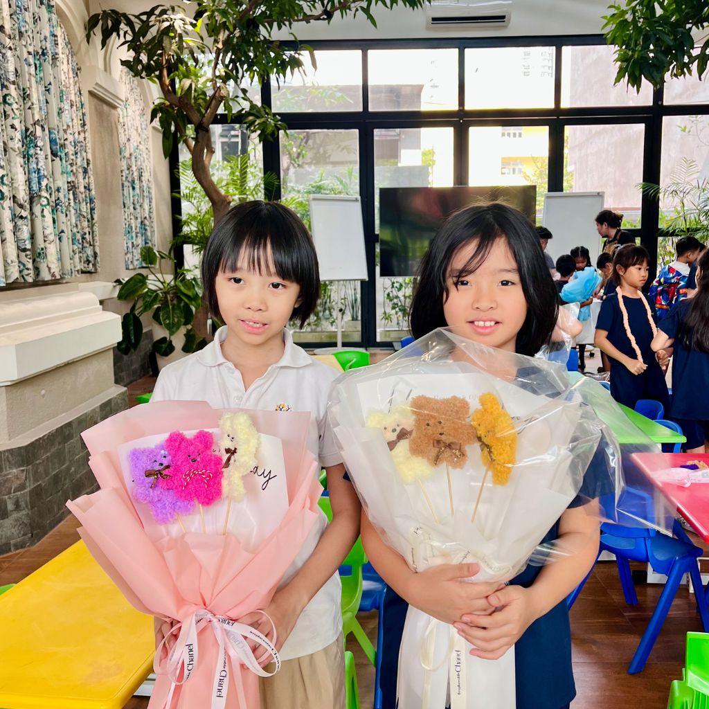 Bó hoa len xù 3 gấu - Tháng 3 2025 - Mocus Gift & Toys