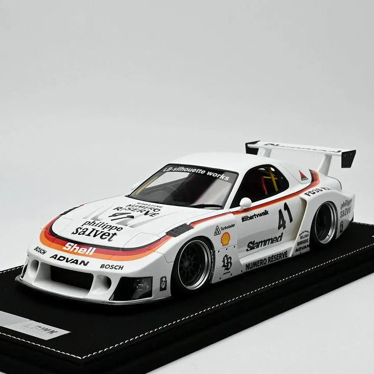 Mô hình xe INNO64 1/18 Mazda RX7 FD3S LB-SUPER SILHOUETTE resin