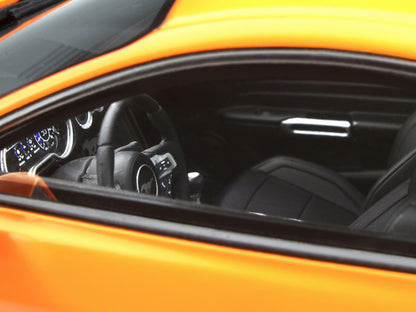 Mô hình xe GT SPIRIT 1:18 2019 Ford Mustang - GT205