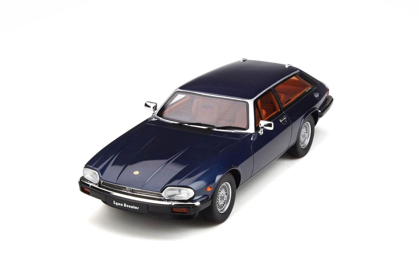 Mô hình xe GT SPIRIT 1:18 Jaguar XJS Lynx Eventer - GT788
