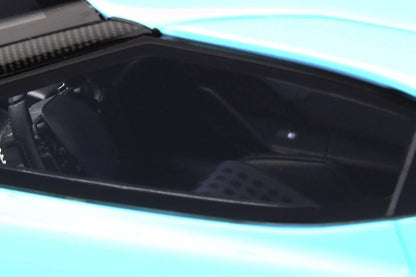 Mô hình xe GT SPIRIT 1:18 Ford GT Heritage Edition - GT783