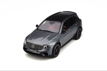 Mô hình xe GT SPIRIT 1:18 Mercedes-AMG GLC 63 S - GT231
