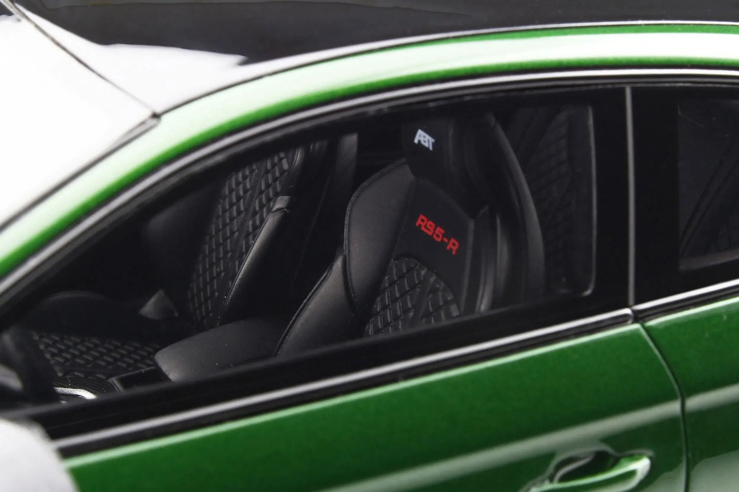 Mô hình xe GT SPIRIT 1:18 ABT RS 5-R - GT244