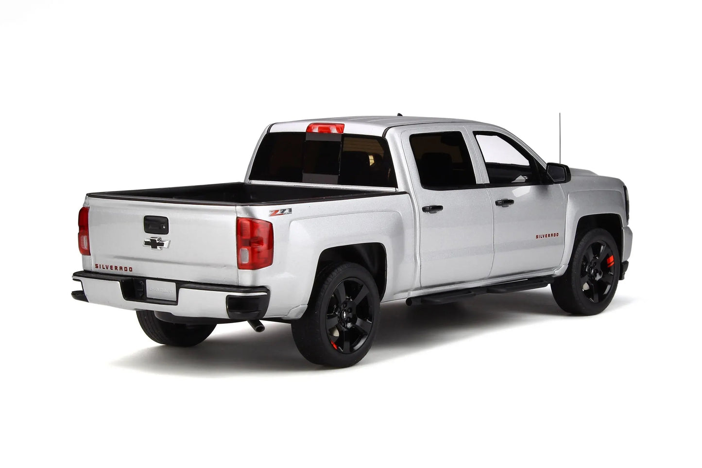 Mô hình xe GT SPIRIT 1:18 2018 Chevrolet Silverado Redline Edition - GT785