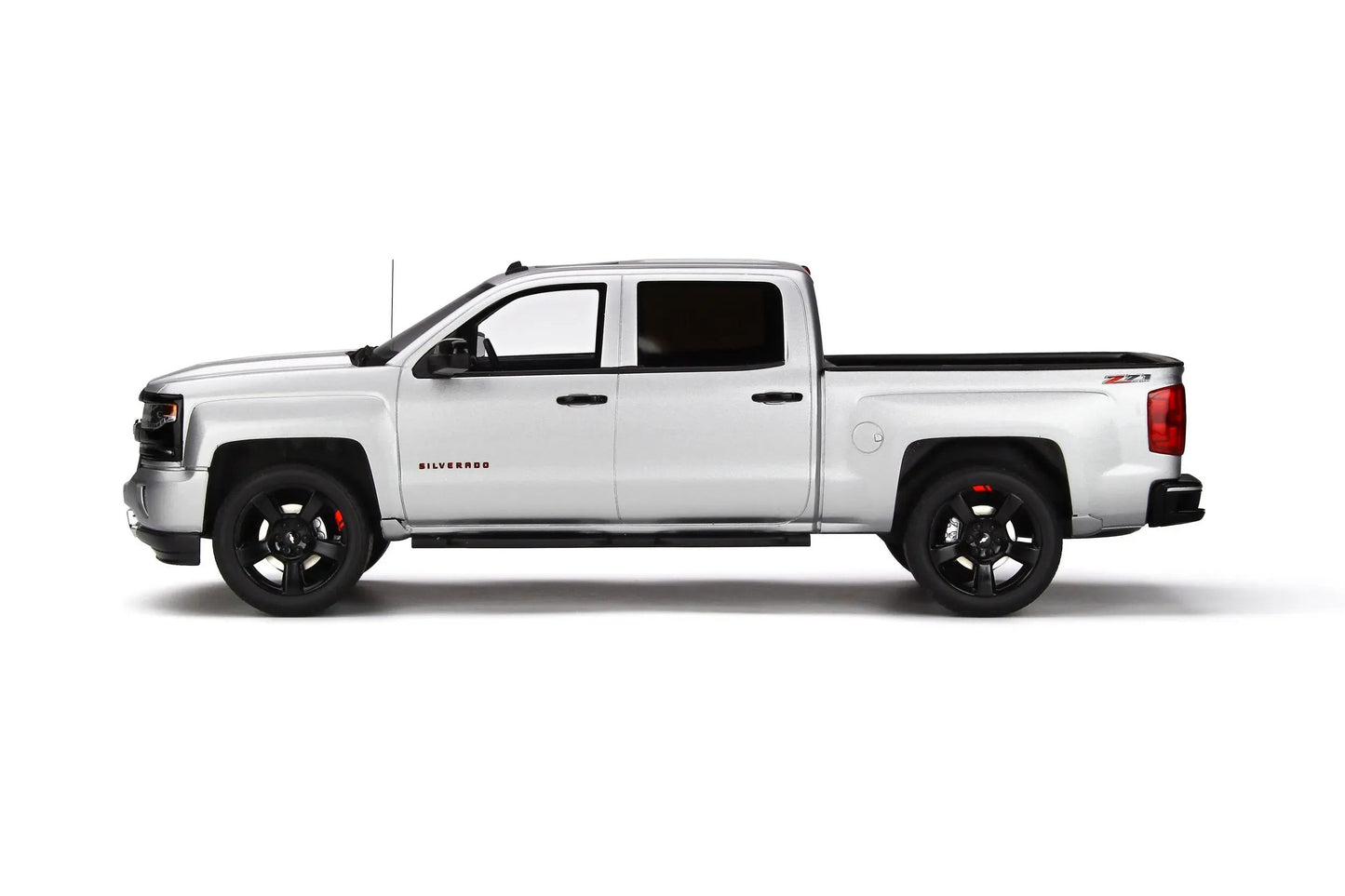 Mô hình xe GT SPIRIT 1:18 2018 Chevrolet Silverado Redline Edition - GT785