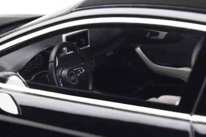 Mô hình xe GT SPIRIT 1:18 Audi RS 5 Coupe - GT751