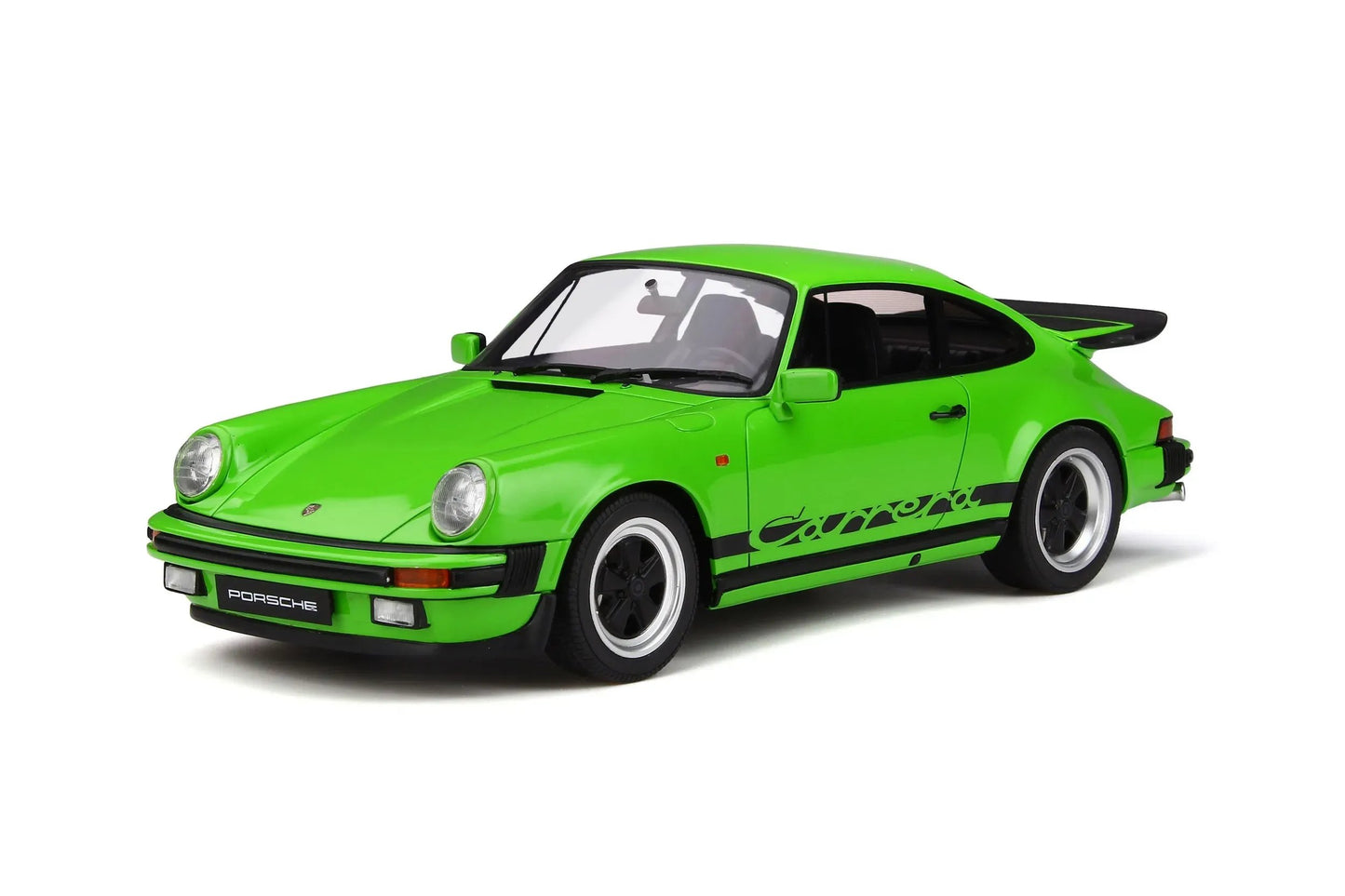 Mô hình xe GT SPIRIT 1:18 Porsche 911 3.2 Carrera - GT740