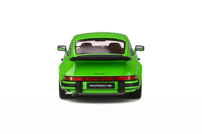 Mô hình xe GT SPIRIT 1:18 Porsche 911 3.2 Carrera - GT740