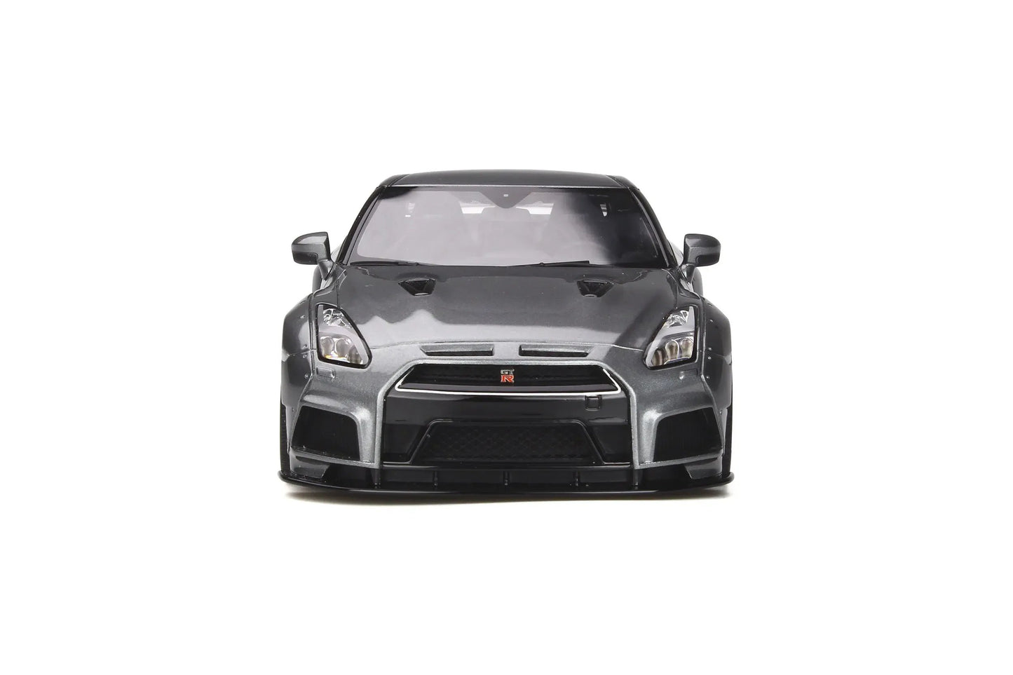 Mô hình xe GT SPIRIT 1:18 Nissan GT-R R35 Modified by Prior Design - GT243