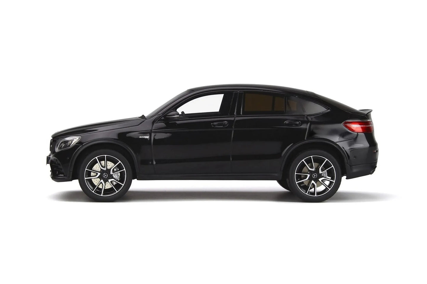 Mô hình xe GT SPIRIT 1:18 Mercedes-AMG GLC 43 Coupé 2019 - GT229