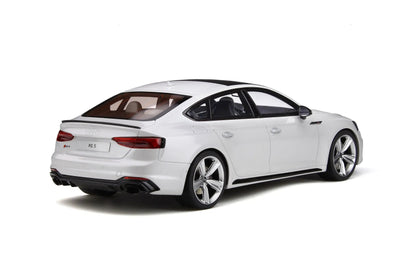 Mô hình xe GT SPIRIT 1:18 Audi RS 5 Sportback 2019 - GT240