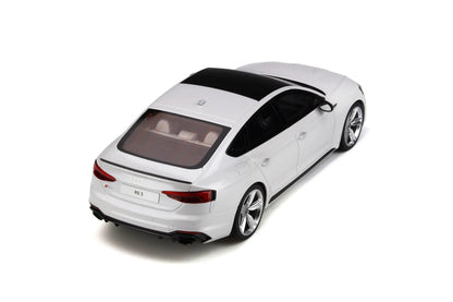 Mô hình xe GT SPIRIT 1:18 Audi RS 5 Sportback 2019 - GT240