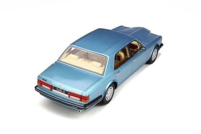 Mô hình xe GT SPIRIT 1:18 Bentley Turbo-R LWB - GT782