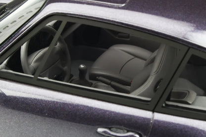 Mô hình xe GT SPIRIT 1:18 Porsche 911 (993) Carrera S (Split Grill) - GT767